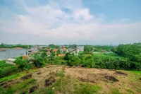 Comfortable and Homey Studio Apartment at Dramaga Tower Near Ipb Hotel dekat Objek Wisata Lembah Cisadane