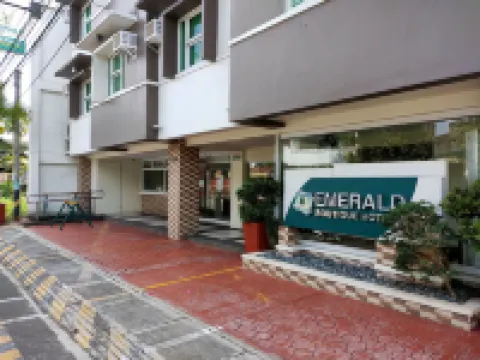 เอเมอรัลด์ บูทีคโฮเทล