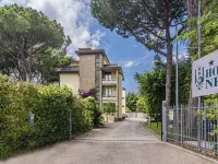 Hotel Nedy Hotels in Massa