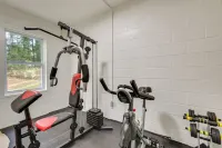 Atlanta Apartment with Grill 7 Mi to Downtown!