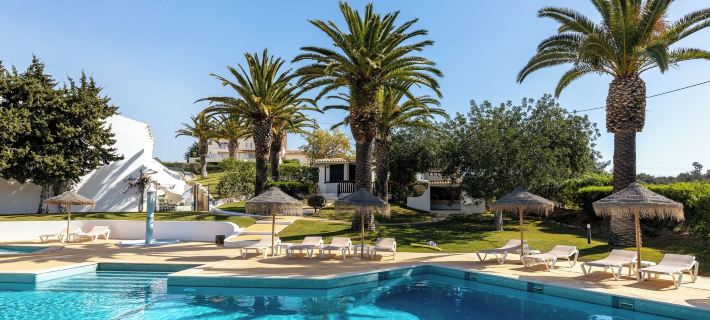 Parque Monte Verde Hotels in Guia