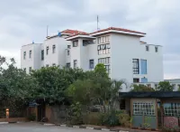 Crescent Resort And Conference Centre Hotels in 