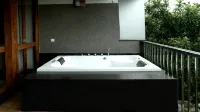 Wayanad Silver Woods Hotel - Romantic