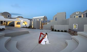 Acroterra Rosa Luxury Suites & Spa
