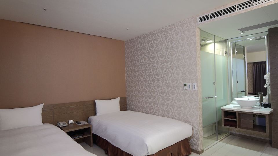 Nest Hotel