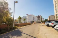 Hotel Montana by Bossh! Hotels - parking