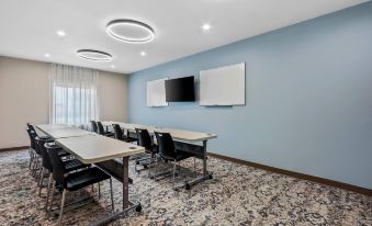 Everhome Suites El Paso Airport Near Fort Bliss