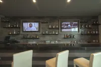 CHN Hotel Monterrey Aeropuerto, Trademark by Wyndham - bar