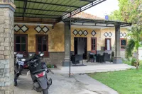 Seva Hotel Hotels near Warung GITA