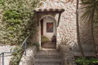 Villa GALET-Chambre LE JASSO, a cocoon in a 1ha property, sea view-citadel