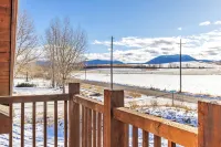 Bozeman - Gateway Chalet - Oh the Views! Các khách sạn ở Gallatin Gateway