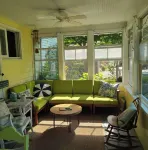 Cheerful 3 bedroom cottage in Lakeside Ohio