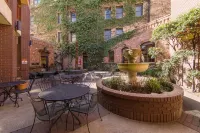 Boutique Retreat in Wine & Gold Country Hotel di Placerville