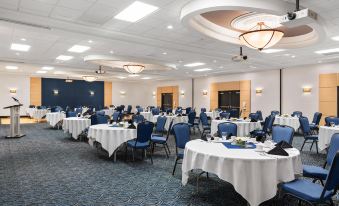 Holiday Inn Winnipeg - Airport West