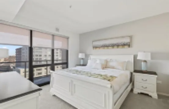 "Bliss of Evanston" 180°view, 2BDR +2Bath UrbanLux Hotels near Northwestern University