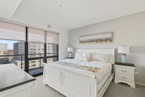 "Bliss of Evanston" 180°view, 2BDR +2Bath UrbanLux