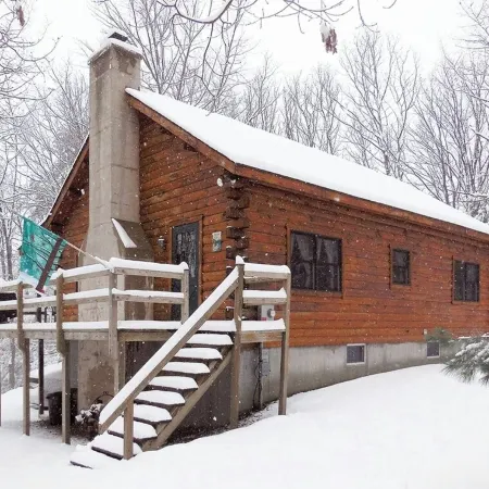 Poconos Log Cabin Getaway