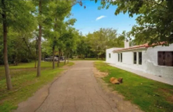 Cottage Casita on an Orchard. No parties nor gatherings.