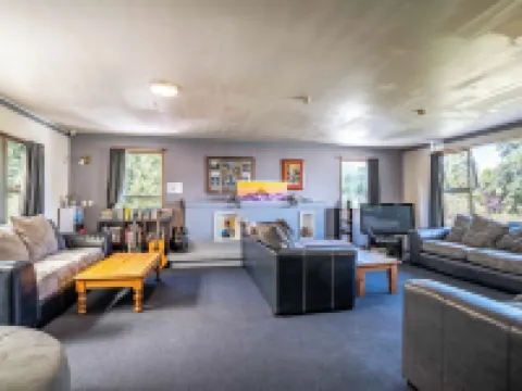 The Flaming Kiwi Backpackers Hotels in Queenstown