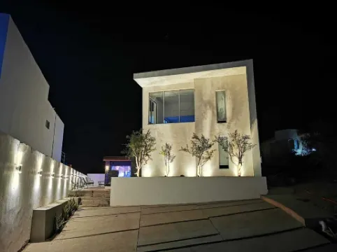 The Scenery, cinema ocean view and pool bar.