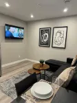Modern NW Retreat-Banff Access - Bungalow