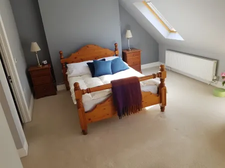 Beautiful cottage in woodland setting close to the Dorset coast Отели рядом с достопримечательностью «Замок Корф»