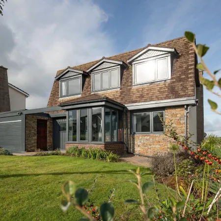 Golwg Y Môr - Sea View Cottage with Hot Tub
