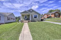 Cozy Cottage Near Dtwn Dining, Walk to Casino - 3 stjerner