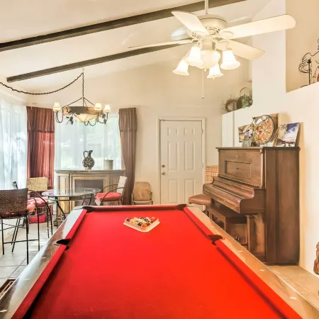 Patio & Yard: Dtwn Cottonwood Home!