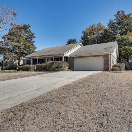 Lovely Decatur Home w/ Yard ~ 6 Mi to Town!