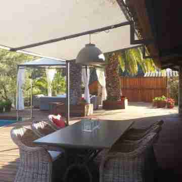 Sea views with infinity pool, jacuzzi Others