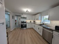 Charming 2-bed.apt in Franklin Park, AC, WiFi, O'Hare, free parking, W/D in unit