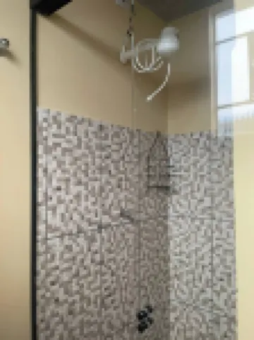 Central house great location close to shopping 1 Hotels in 