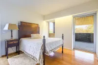 Lily of the Field House Hotels in Vila Real