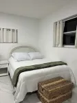 Cozy studio in home with private parking and entrance in charming Pembroke Pines Hotels near Thai Binh Oriental Market