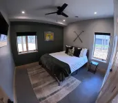 Brand New 3-bedroom home with WiFi, AC ,on Schuss Mountain GC -Hole#2