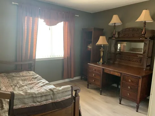 Waterfront, Amazing sunset overlooking pool.