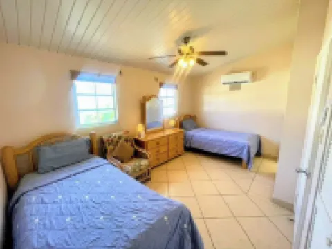 Delightful waterfront villa close to the beach Hotels in 