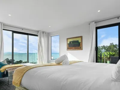 Murrays Gem l Modern 4bed Stunner l Sea View & Spa! Hotels in Murrays Bay