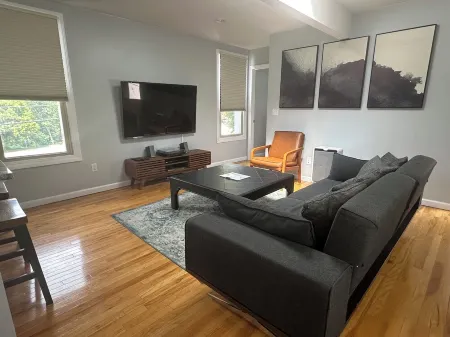 Palisade Suite -Cozy 1-bdr Dobbs Ferry-30 min from NYC- AC & Hudson River views