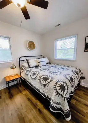 2 Bed/2 Bath with Large Kitchen/Gathering Space #8