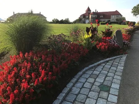 Charming 3-bedroom condo in Endicott Village at Ocean Edge Resort & Golf Club