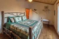 Deer Lodge cabin with loft and Gameroom