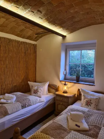 Romantic house with sauna near the lake Отели в г. Каллинхен