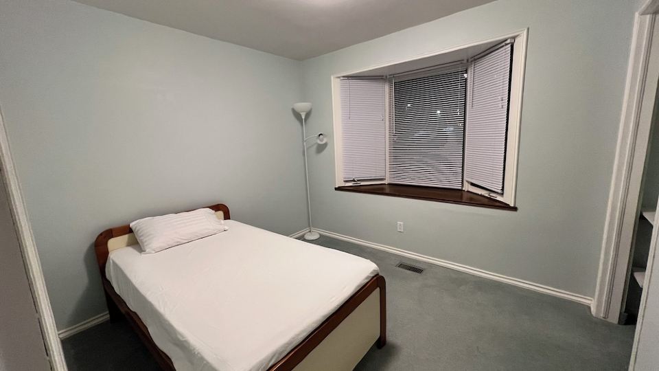 Cozy 3-Bedroom Retreat | Comfortable Stay with Modern Amenities
