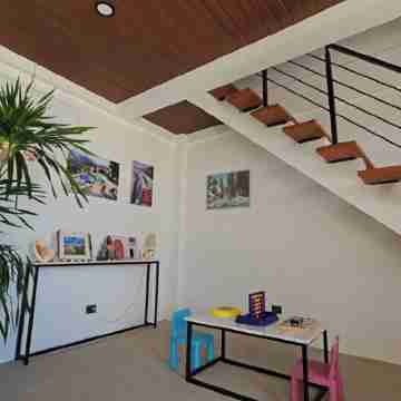 3-bedroom house villa in enchanting Panglao with Starlink internet, AC & Pool! Others