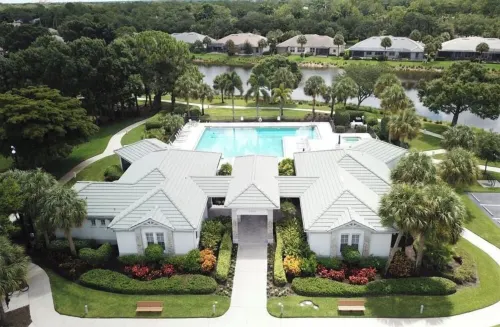 Charming North Naples Condo in Gated Community - 5 min from beach