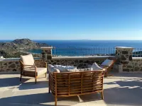 Meraki - Cara luxury apartment with sea views Hotels in Foinikas