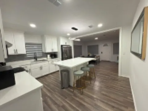 NEW LISTING!4 Bedrooms/3.5 Bathrooms