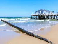 烏斯特羅涅莫爾斯基的公寓，靠近海灘